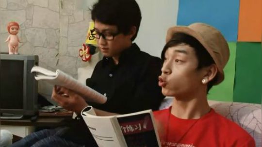 学校女主任受贿，取消小伙考试资格，小伙把主任男朋友骗走了