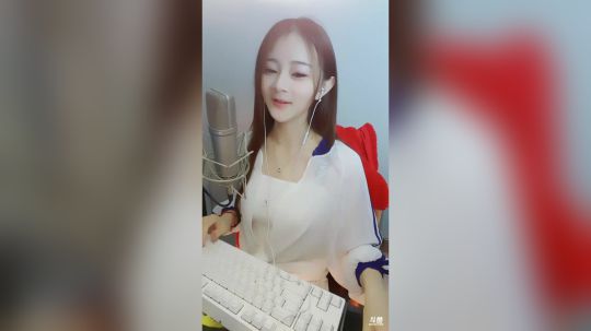 hagetaka发布了一个斗鱼视频2019-01-13