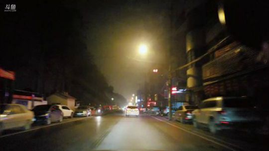 晚点一起去吃好吃的蟹脚面 2019-01-13 00点场