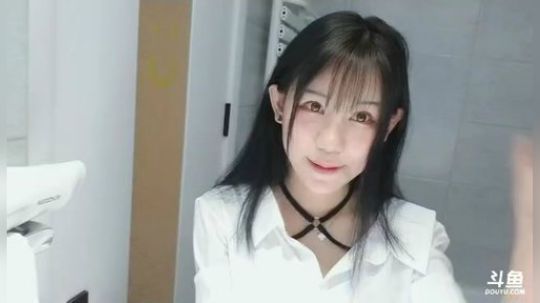 ace017发布了一个斗鱼视频2019-01-14