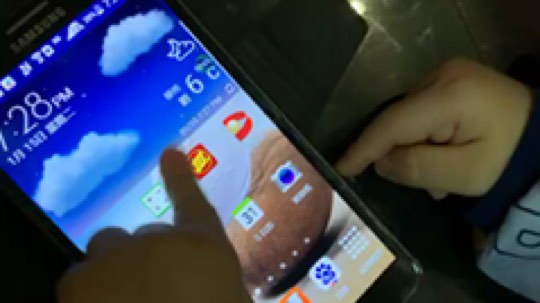 大哥来查房找不到[得意]