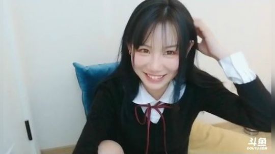 喵老师的圣诞树发布了一个斗鱼视频2019-01-16