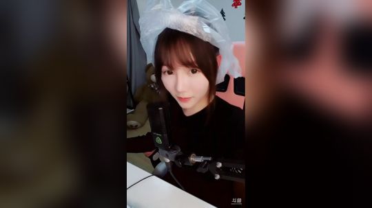 hagetaka发布了一个斗鱼视频2019-01-17