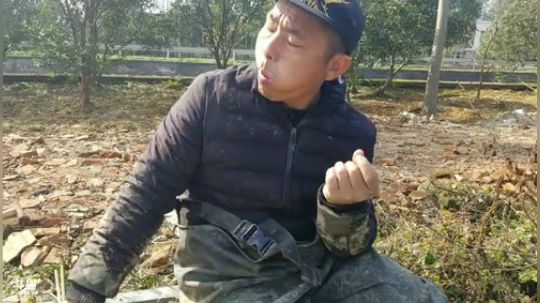 去塘里弄大红鲤鱼。 2019-01-17 13点场