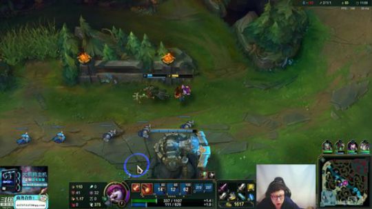 我在斗鱼看东北大鹌鹑直播英雄联盟