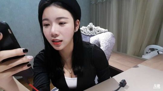 聆界之人发布了一个斗鱼视频2019-01-18