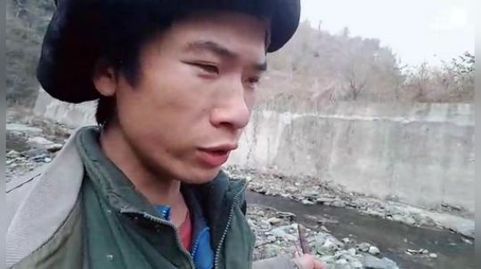 我在斗鱼看许文强户外直播户外