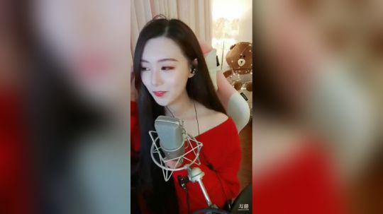 此号已绑定发布了一个斗鱼视频2019-01-20
