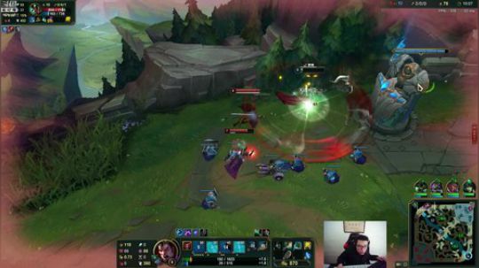 HHHISHHH发布了一个斗鱼视频2019-01-21