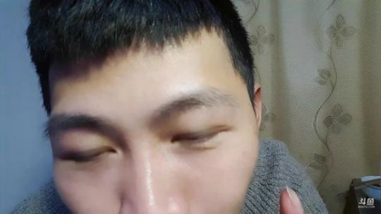 我在斗鱼看美食老王直播美食