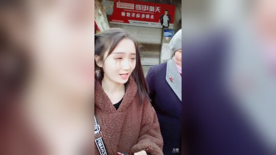 登月团丶离去发布了一个斗鱼视频2019-01-22