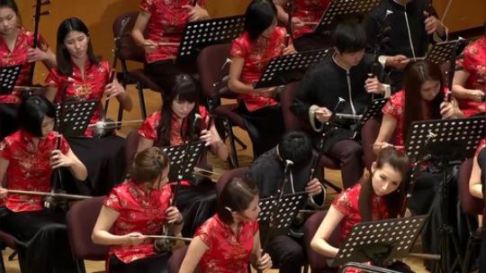 《春节序曲》  老铁们 贺电发出来