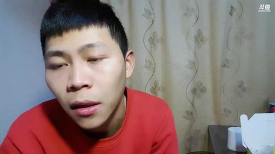 昨6点下播，今10点开哈 2019-01-22 03点场