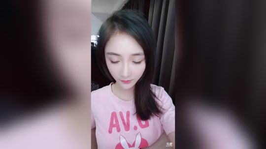 登月团丶离去发布了一个斗鱼视频2019-01-24