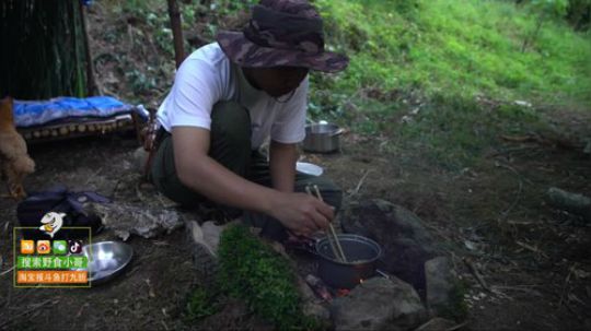 Tiramisu我喜欢发布了一个斗鱼视频2019-01-24