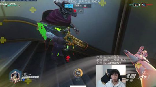我在斗鱼看Xleft小叮当直播绝地求生
