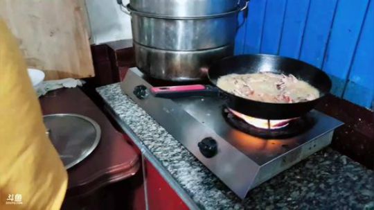 龙马精神丶老狼哥发布了一个斗鱼视频2019-01-25