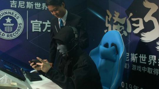 为白立场发布了一个斗鱼视频2019-01-26