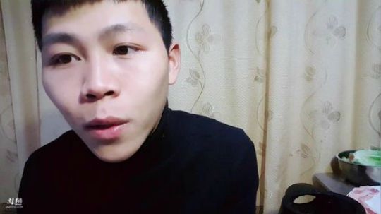 我在斗鱼看美食老王直播美食