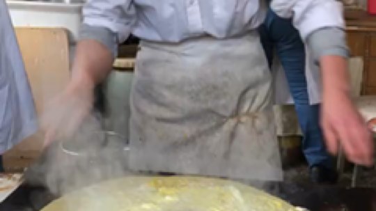 补上上午煎饼的视频 真香[坏笑][坏笑]