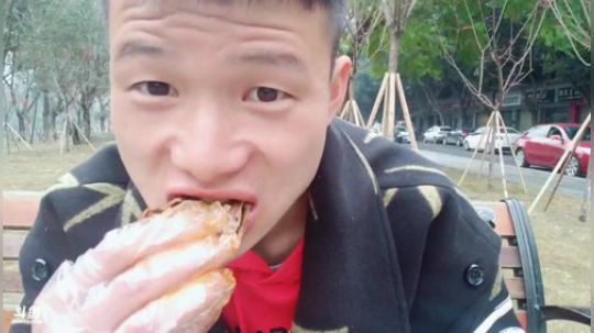 丿Good丶发布了一个斗鱼视频2019-01-29