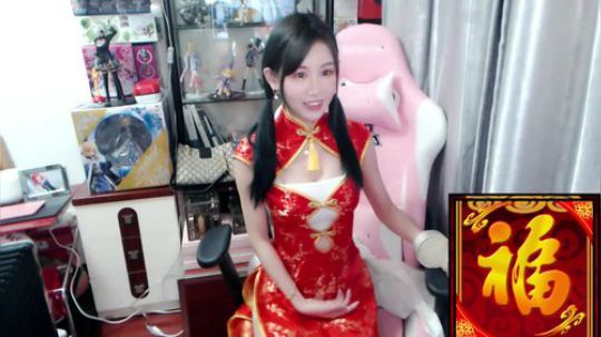 喵老师的圣诞树发布了一个斗鱼视频2019-01-29