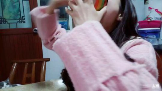 姑：回家了，你们的小舅子来了 2019-01-27 18点场