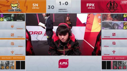 黑板君爱喝酸奶发布了一个斗鱼视频2019-01-30