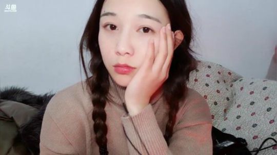 肖淑洁生命中的光和盐发布了一个斗鱼视频2019-01-31