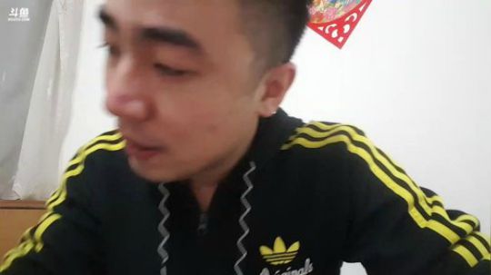 我在斗鱼看小主播无尽直播美食