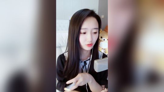 登月团丶离去发布了一个斗鱼视频2019-01-31