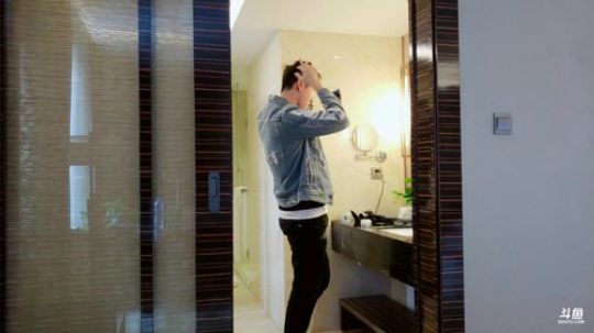 距离除夕还有1天 2019-02-02 15点场