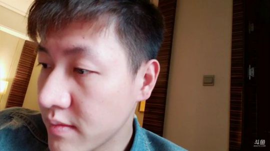 距离除夕还有1天 2019-02-02 16点场