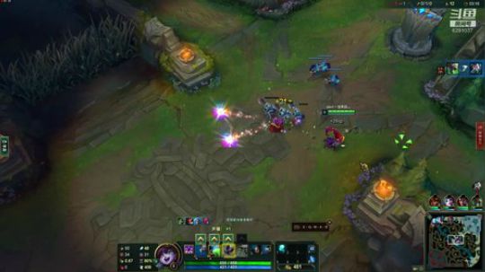 无限火力，杀不死的璐璐，中路1V2无敌根本不虚......