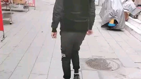 Feiyu丶下一秒丷待续发布了一个斗鱼视频2019-02-03