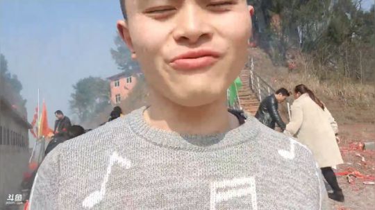 丿Good丶发布了一个斗鱼视频2019-02-05