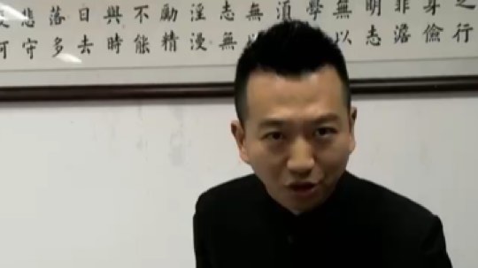 包大人给小伙伴们拜年了