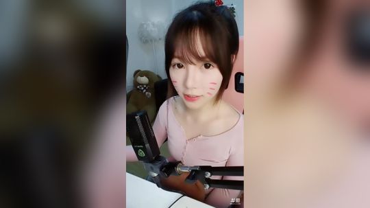 hagetaka发布了一个斗鱼视频2019-02-06