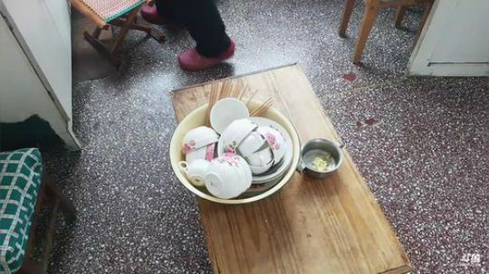 西北老狼哥哥发布了一个斗鱼视频2019-02-06