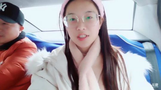 肖淑洁生命中的光和盐发布了一个斗鱼视频2019-02-07