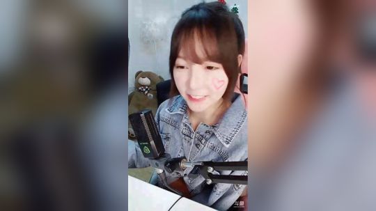 hagetaka发布了一个斗鱼视频2019-02-07