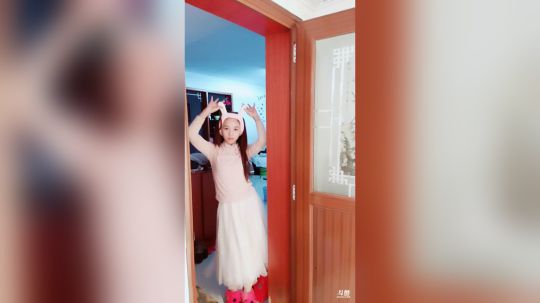 肖淑洁生命中的光和盐发布了一个斗鱼视频2019-02-08