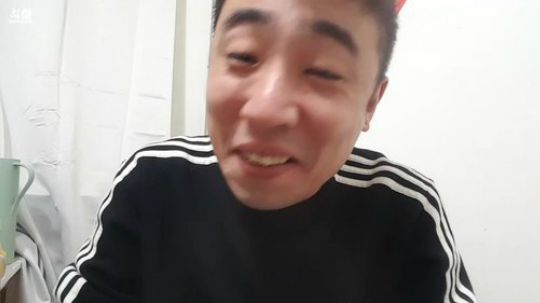 我在斗鱼看小主播无尽直播美食