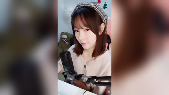 hagetaka发布了一个斗鱼视频2019-02-10