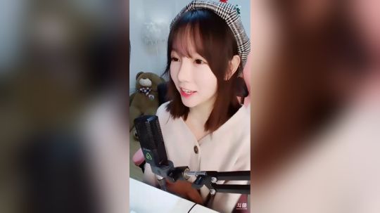 hagetaka发布了一个斗鱼视频2019-02-10