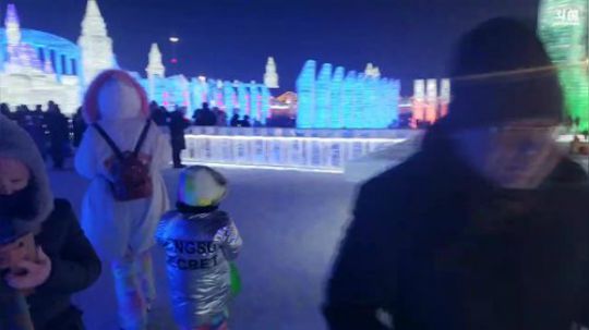 冰雪大世界玩起来 2019-02-09 18点场