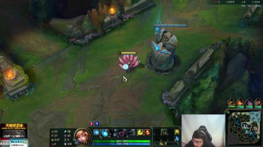 我在斗鱼看东北大鹌鹑直播英雄联盟