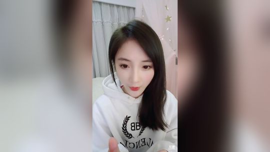 登月团丶离去发布了一个斗鱼视频2019-02-14