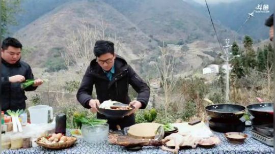 高山人家，乡民的晚餐(≧ω≦)/ 2019-02-15 13点场