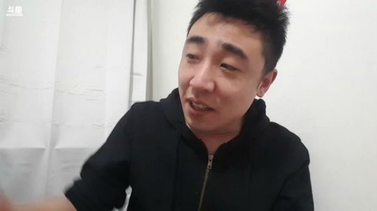 这吖贼贫 嘻嘻